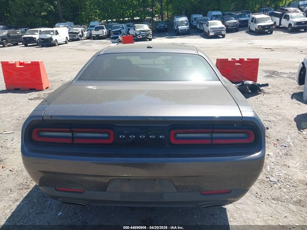2017 DODGE CHALLENGER SXT