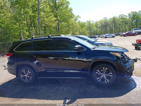 2018 TOYOTA HIGHLANDER LE PLUS