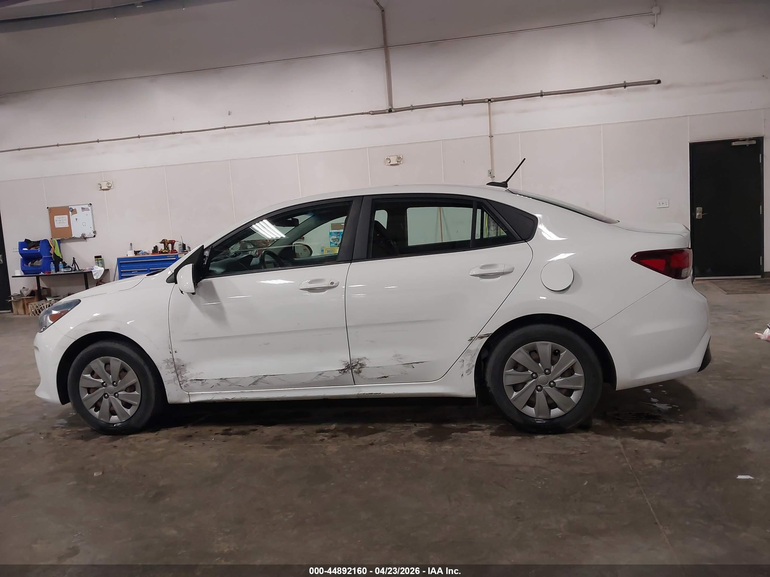2019 KIA RIO S