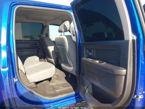 2018 RAM 1500 EXPRESS  4X2 5'7 BOX