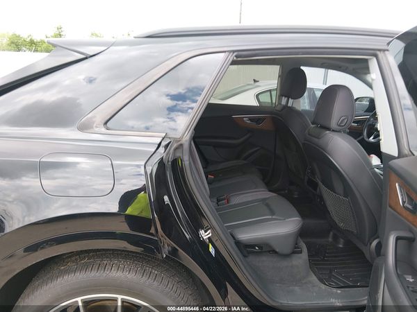 2020 AUDI Q8