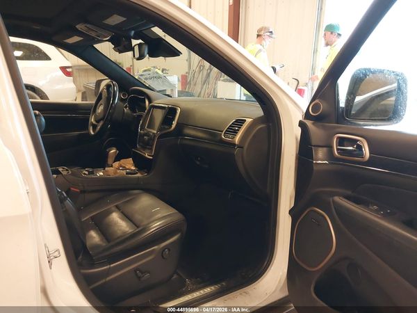 2016 JEEP GRAND CHEROKEE SUMMIT
