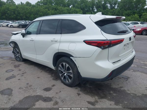 2021 TOYOTA HIGHLANDER XLE
