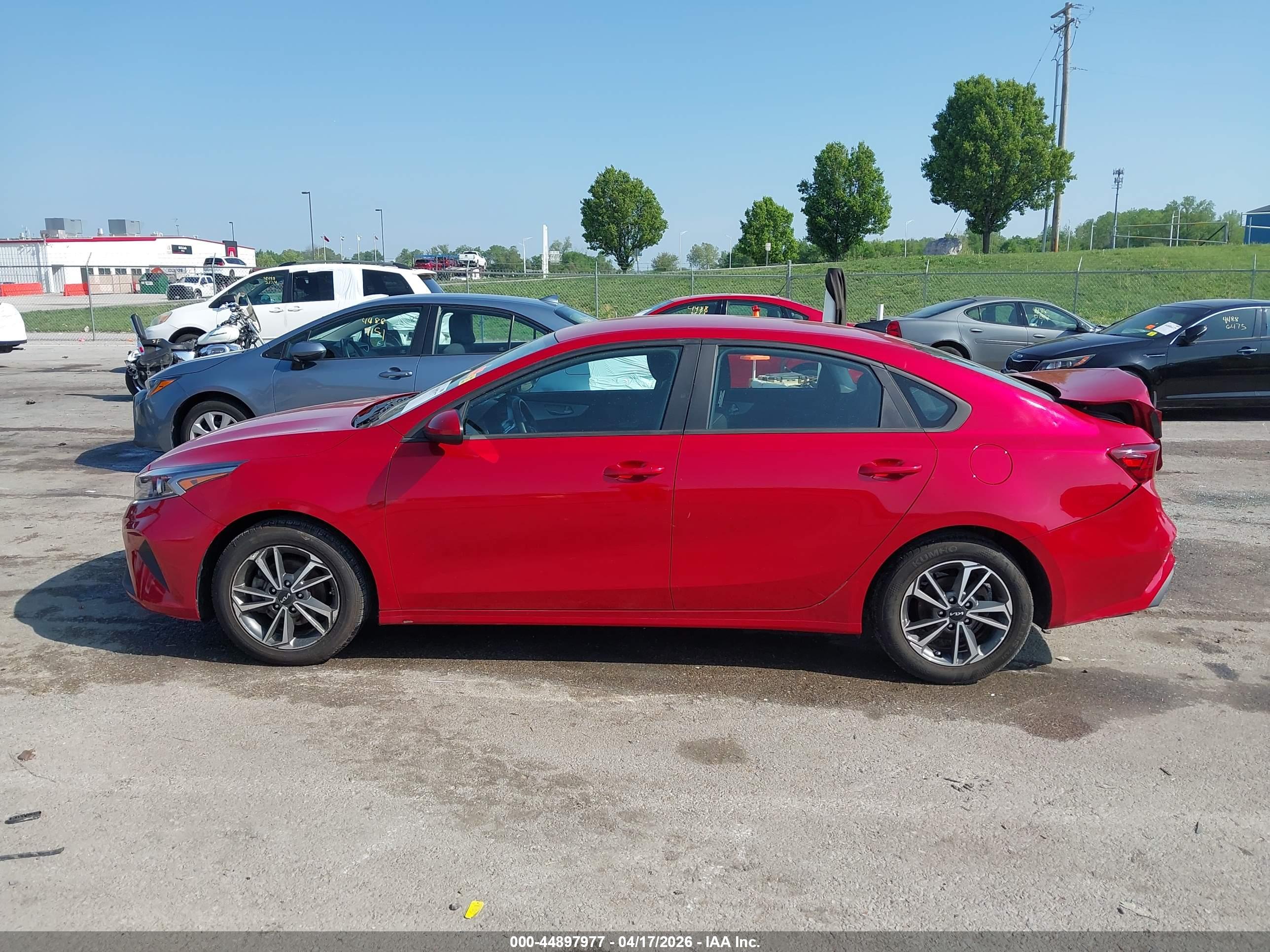 2023 KIA FORTE LXS