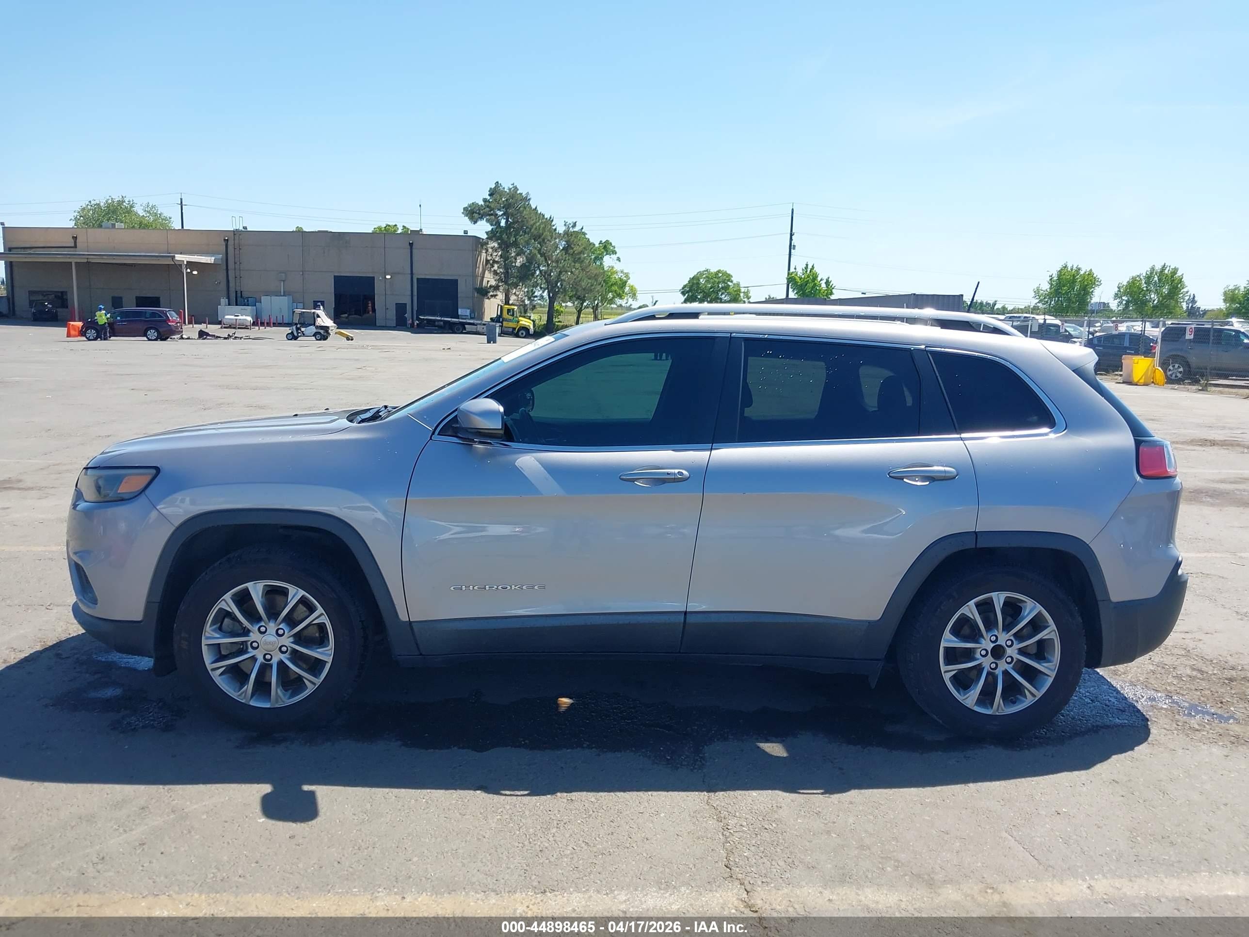 2019 JEEP CHEROKEE LATITUDE PLUS FWD