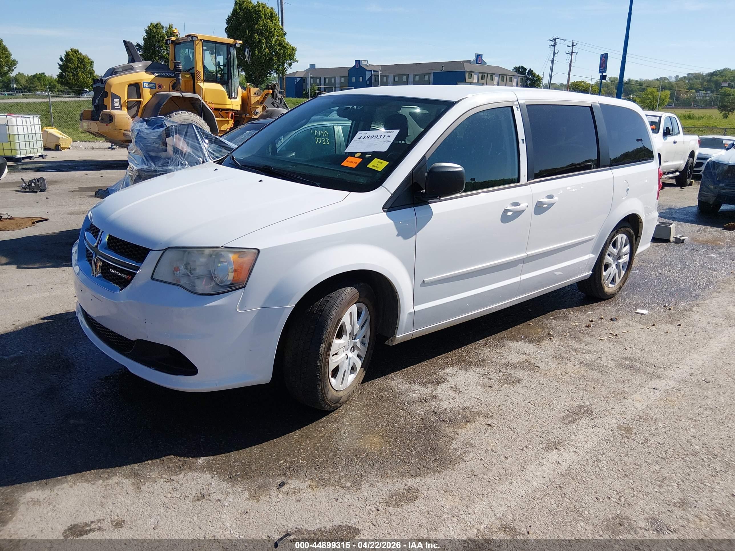 2014 DODGE GRAND CARAVAN SE — I2