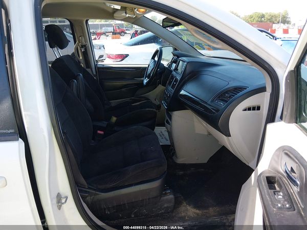 2014 DODGE GRAND CARAVAN SE — I5
