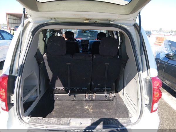 2014 DODGE GRAND CARAVAN SE — I152
