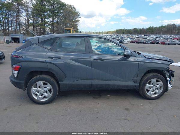 2025 HYUNDAI KONA SE