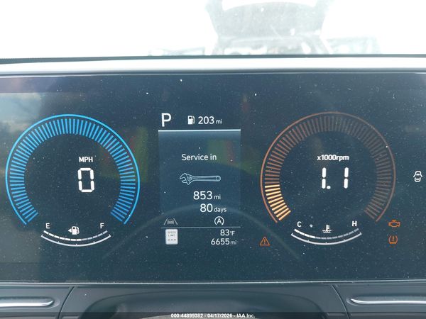 2025 HYUNDAI KONA SE