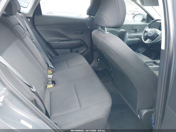 2025 HYUNDAI KONA SE