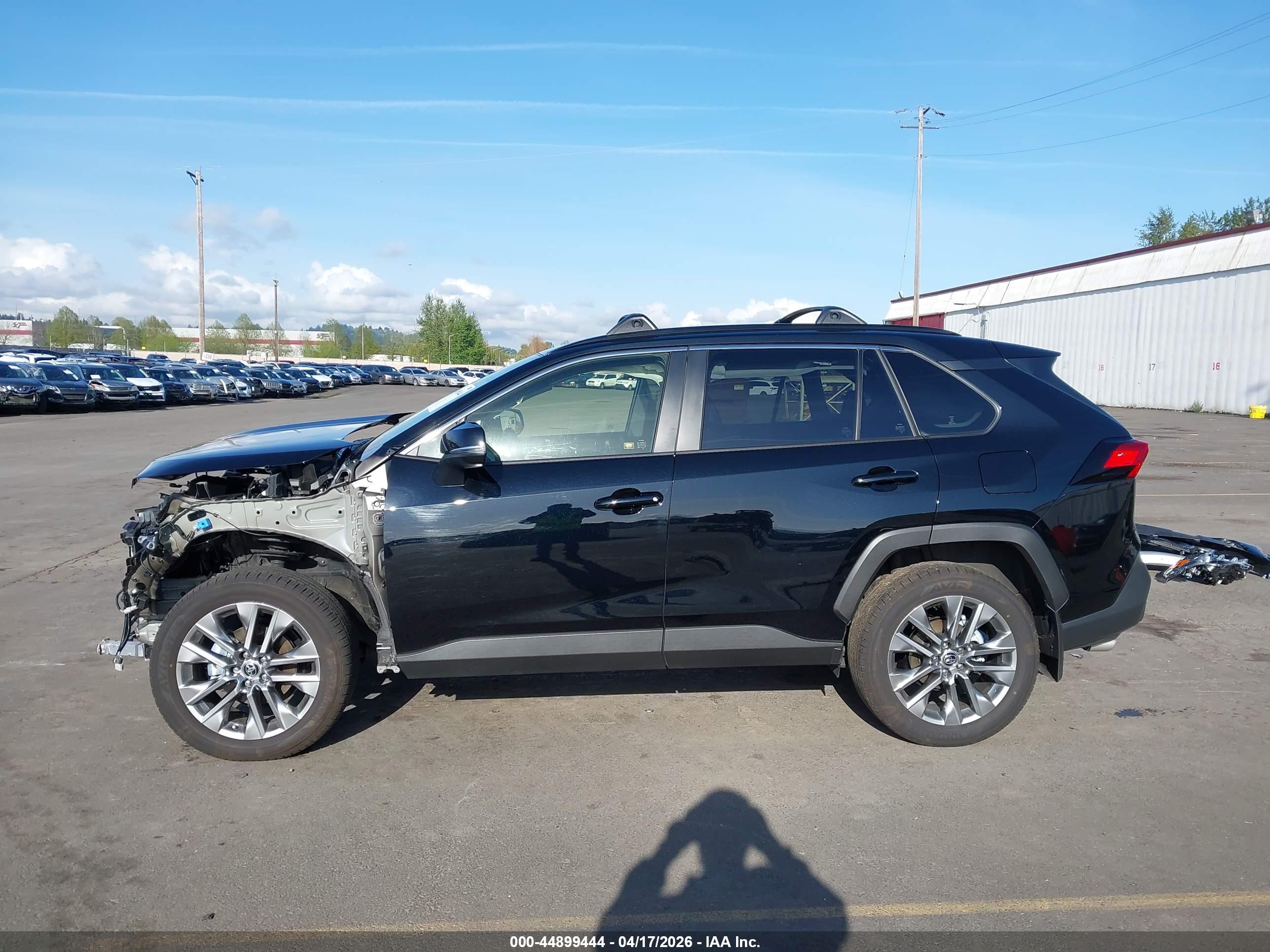 2025 TOYOTA RAV4 XLE PREMIUM