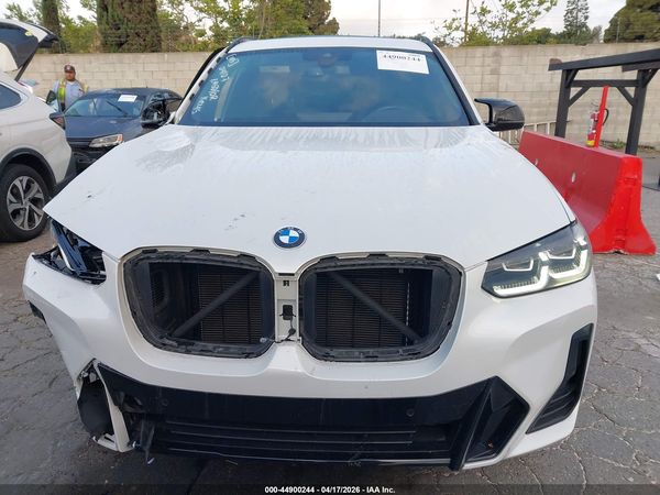 2024 BMW X3 M40I