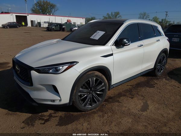 2022 INFINITI QX50 LUXE AWD