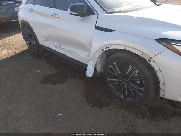 2022 INFINITI QX50 LUXE AWD