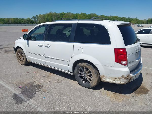 2017 DODGE GRAND CARAVAN SXT — I3