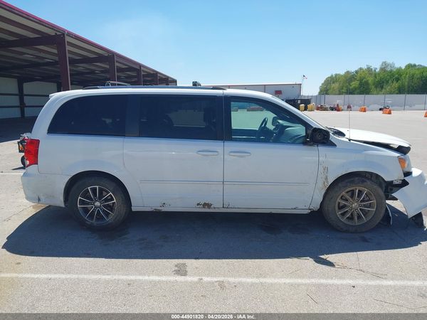 2017 DODGE GRAND CARAVAN SXT — I116