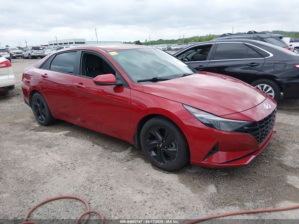 2022 HYUNDAI ELANTRA SEL