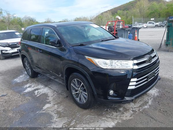2018 TOYOTA HIGHLANDER XLE