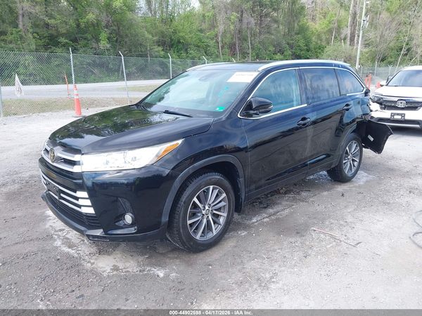 2018 TOYOTA HIGHLANDER XLE