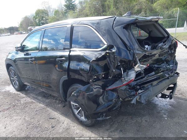 2018 TOYOTA HIGHLANDER XLE