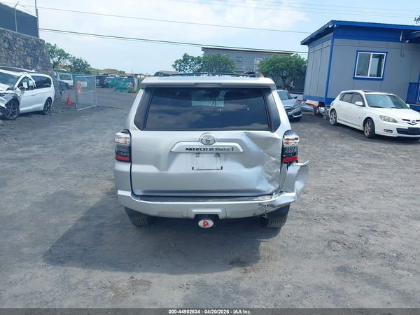 2022 TOYOTA 4RUNNER SR5