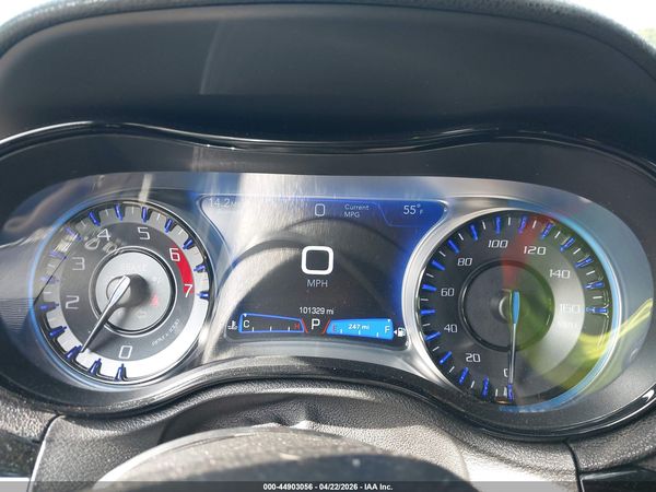 2020 CHRYSLER 300 300S — I7
