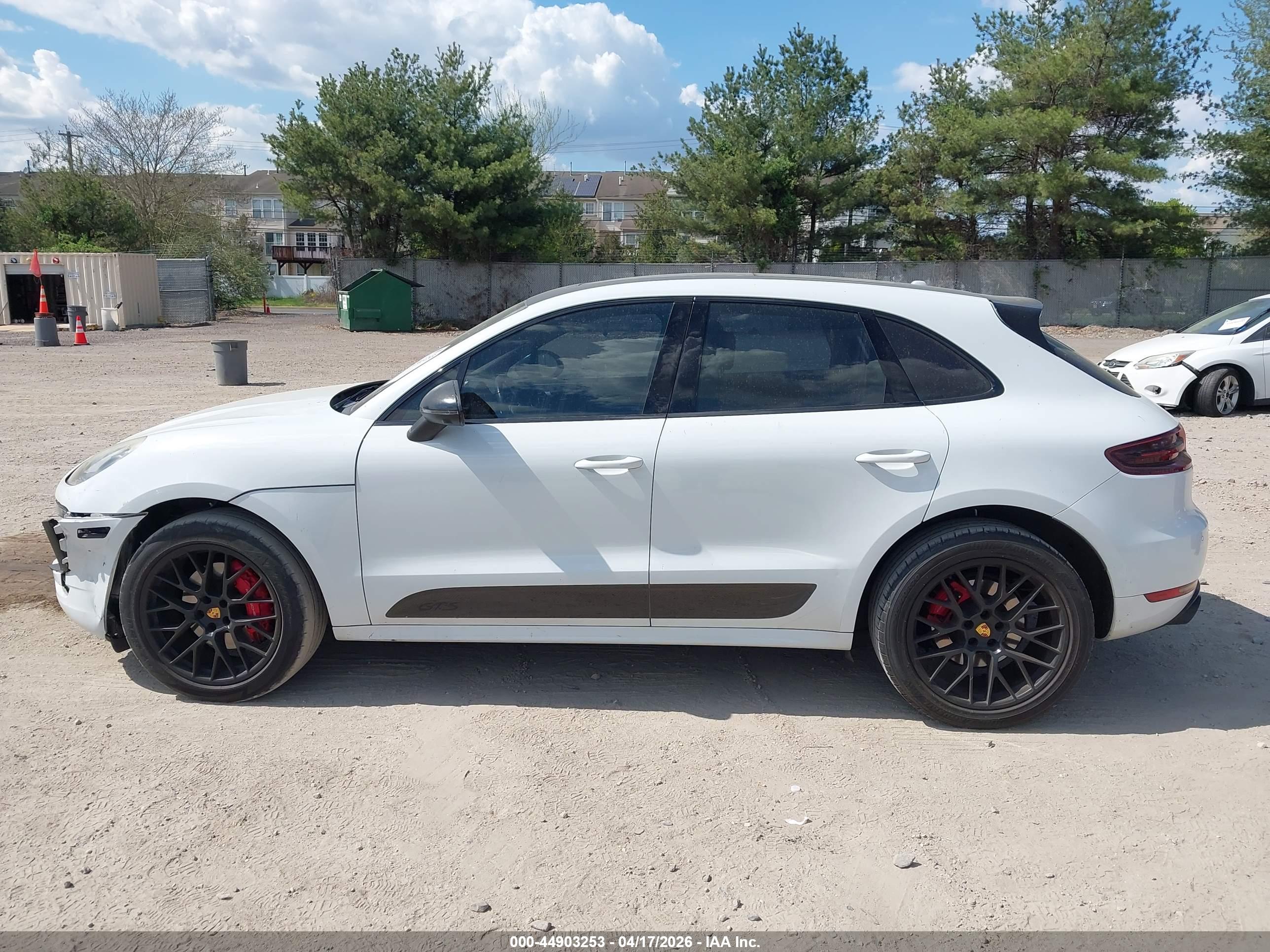 2017 PORSCHE MACAN GTS