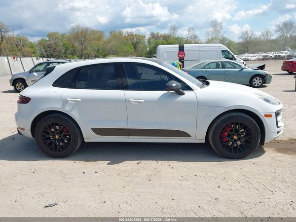 2017 PORSCHE MACAN GTS