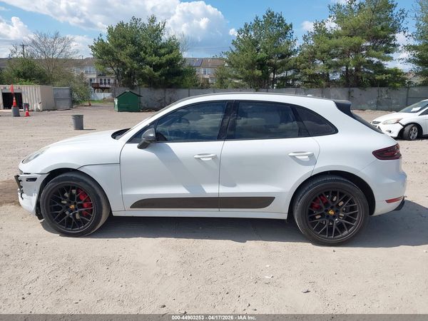 2017 PORSCHE MACAN GTS