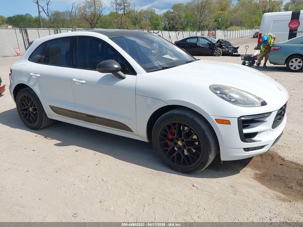 2017 PORSCHE MACAN GTS