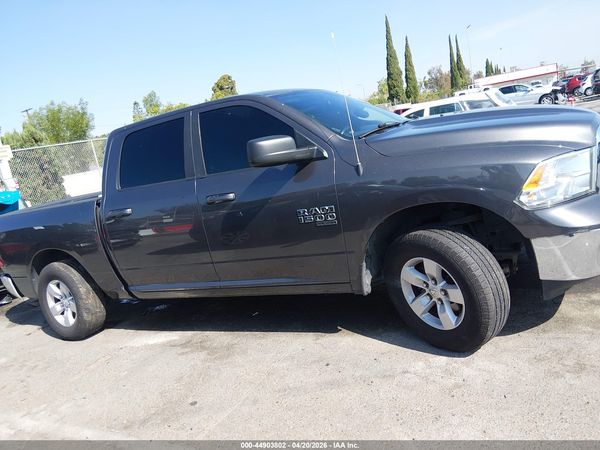 2021 RAM 1500 CLASSIC SLT  4X4 5'7 BOX