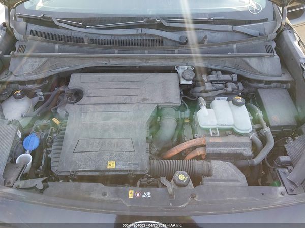 2017 KIA NIRO LX