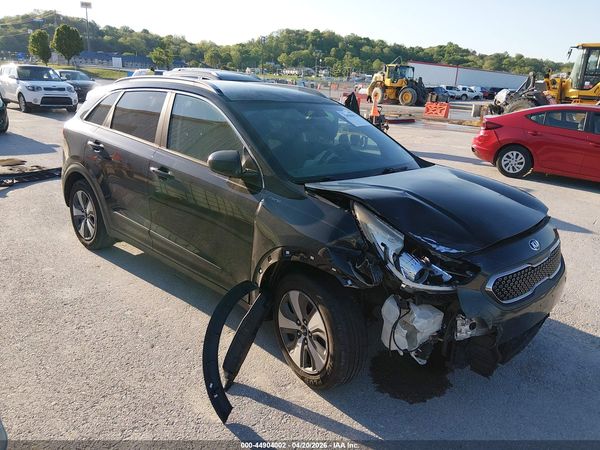 2017 KIA NIRO LX