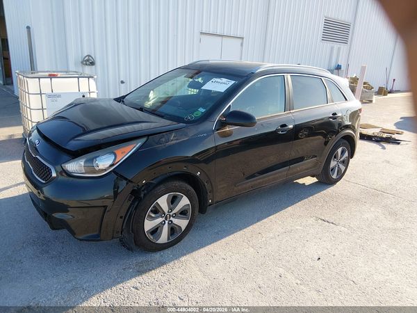 2017 KIA NIRO LX