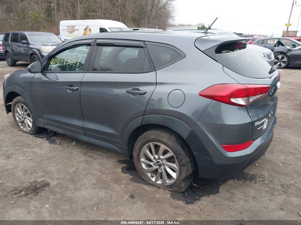 2018 HYUNDAI TUCSON SE