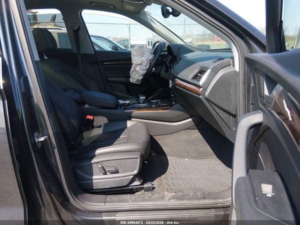 2020 AUDI Q5 quattro Premium