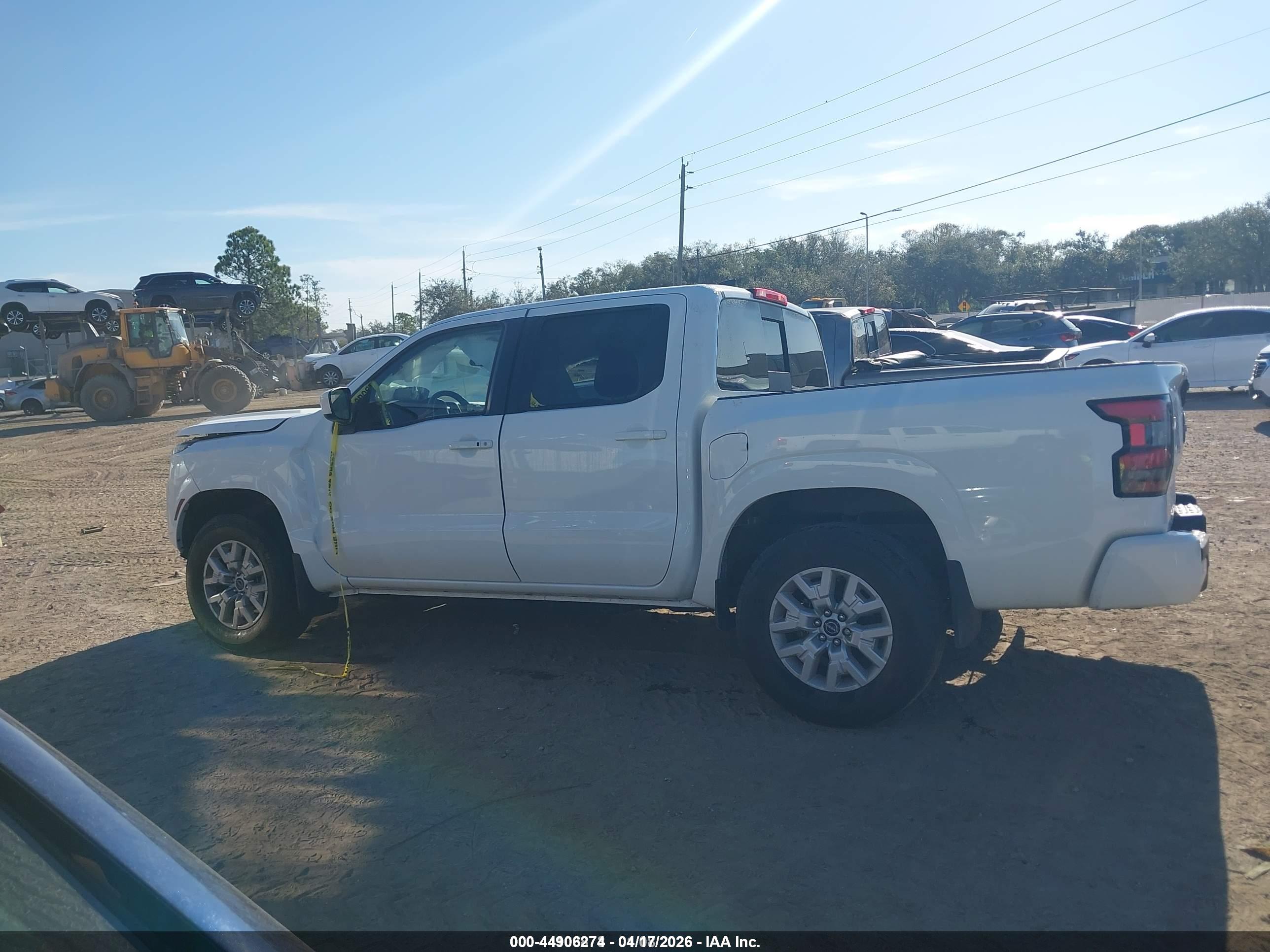 2024 NISSAN FRONTIER SV 4X4