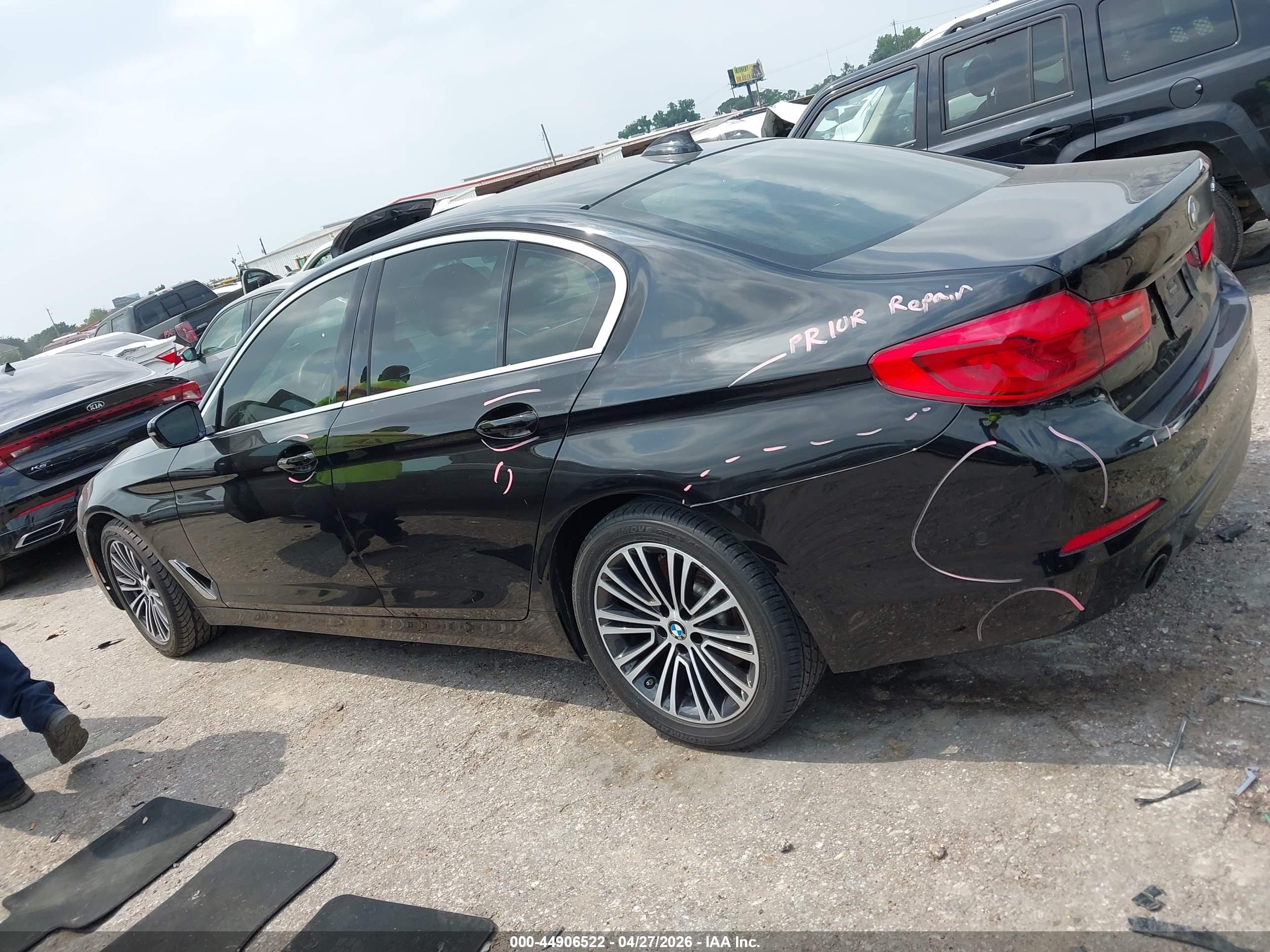 2020 BMW 530I