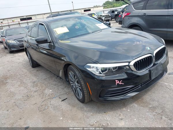 2020 BMW 530I