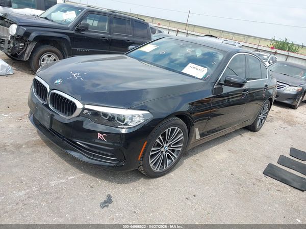 2020 BMW 530I