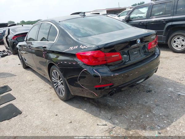 2020 BMW 530I
