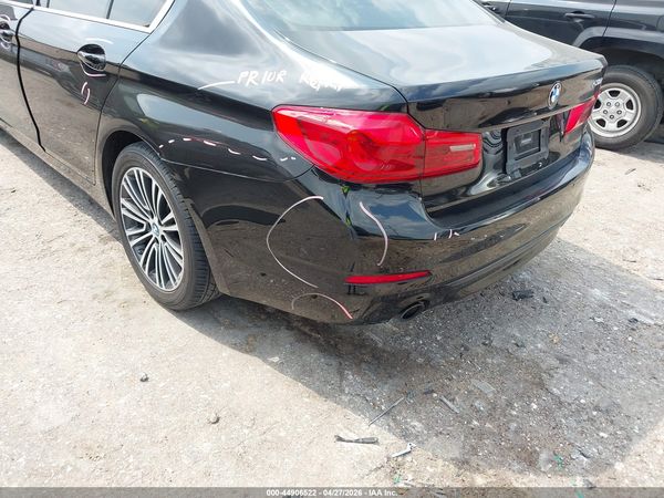 2020 BMW 530I