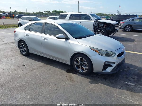 2020 KIA FORTE LXS