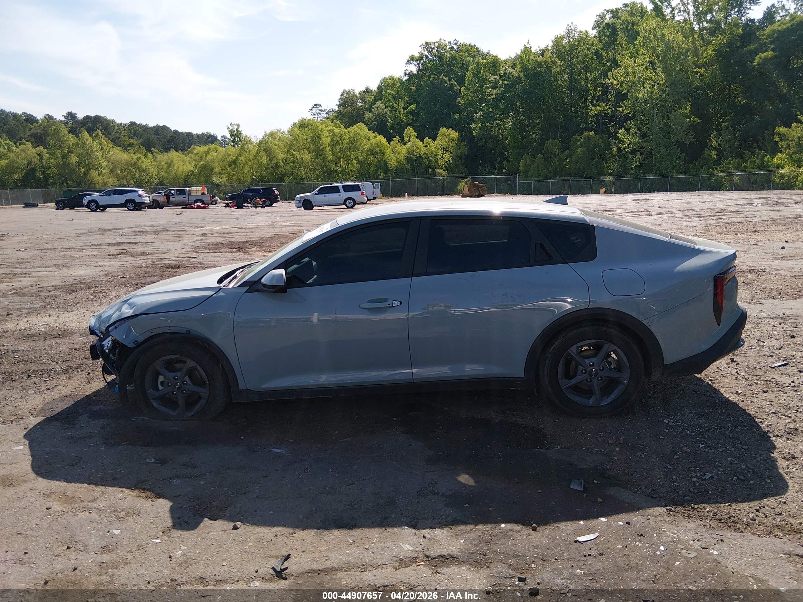 2025 KIA K4 LXS