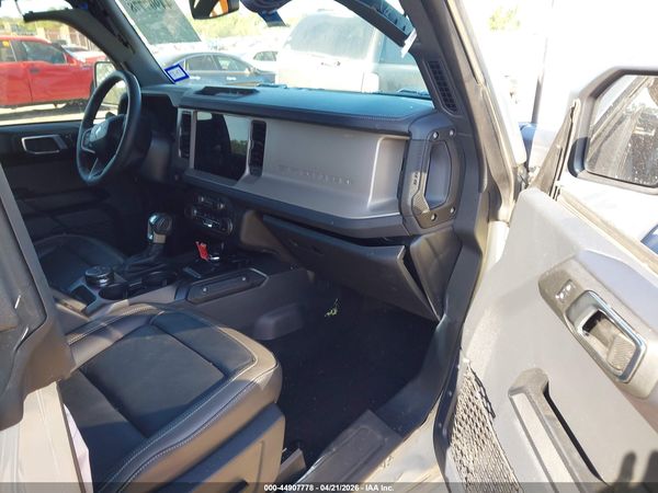 2025 FORD BRONCO OUTER BANKS — I5