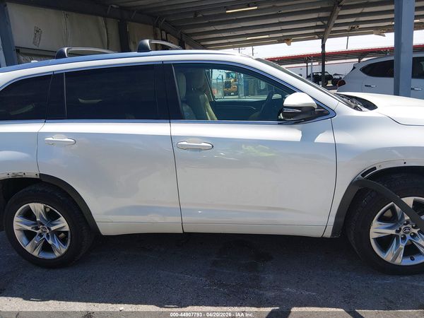 2016 TOYOTA HIGHLANDER LIMITED V6