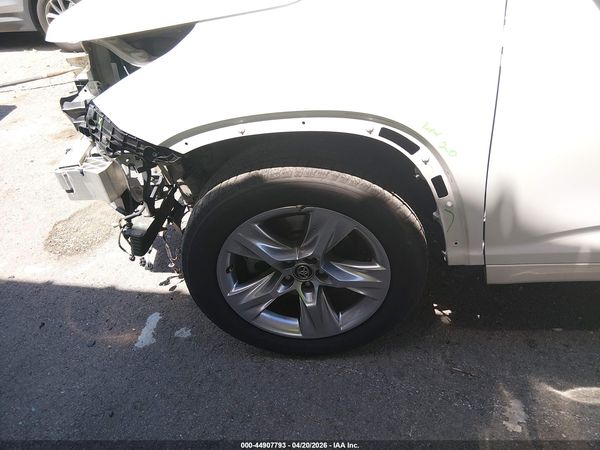 2016 TOYOTA HIGHLANDER LIMITED V6