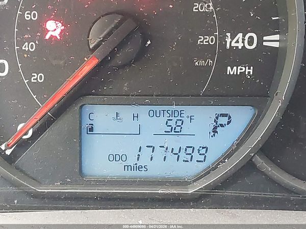 2016 TOYOTA RAV4 LE