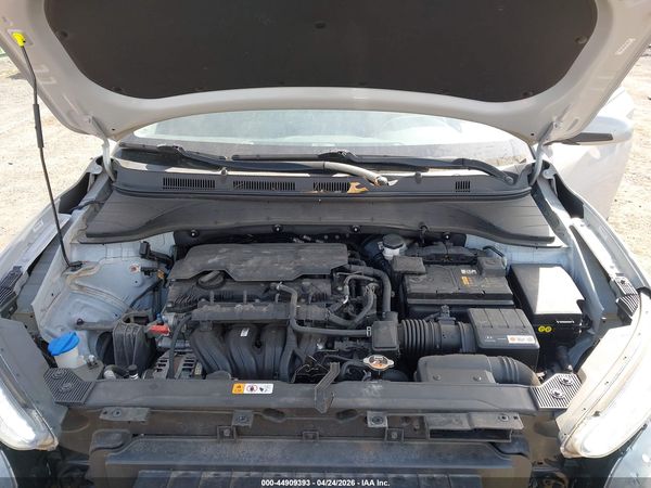 2022 HYUNDAI KONA SE
